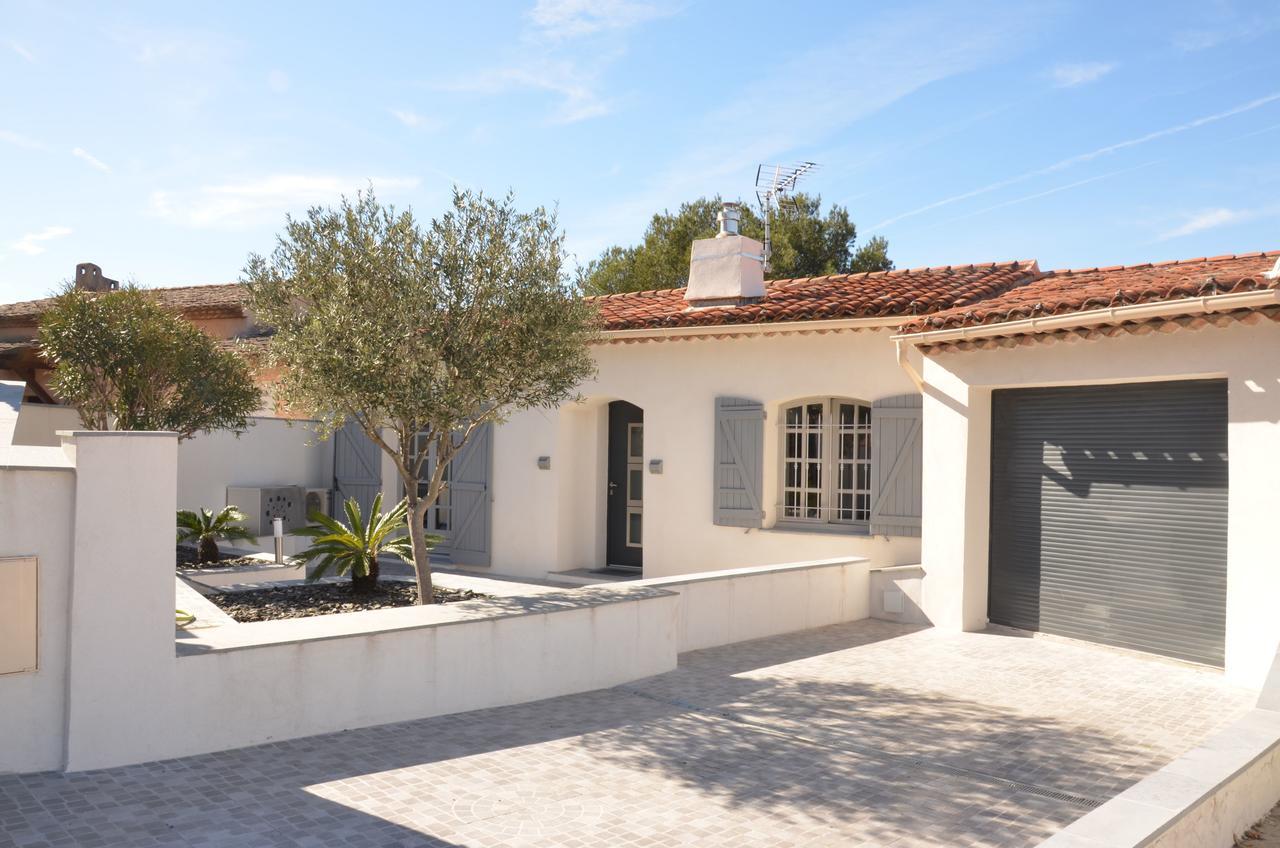 Belle Maison Avec Piscine Dans Les Hauteurs A Saint Raphael Zewnętrze zdjęcie